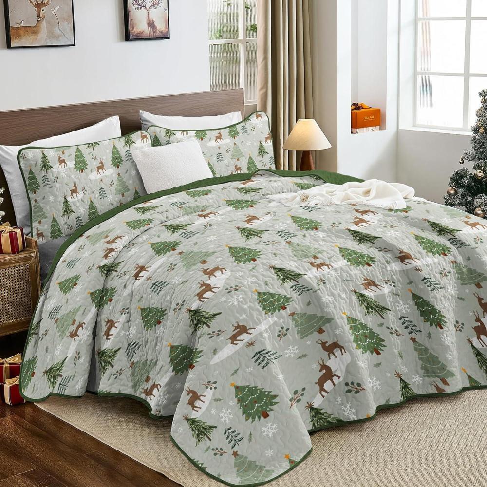 imageDintszyayue King Christmas Quilt 3 Pieces Patchwork Plaid King Size Bedspread Red Green Christmas Tree Printed Soft Microfiber Winter Holiday Coverlet Bedding SetsChristmas Tree