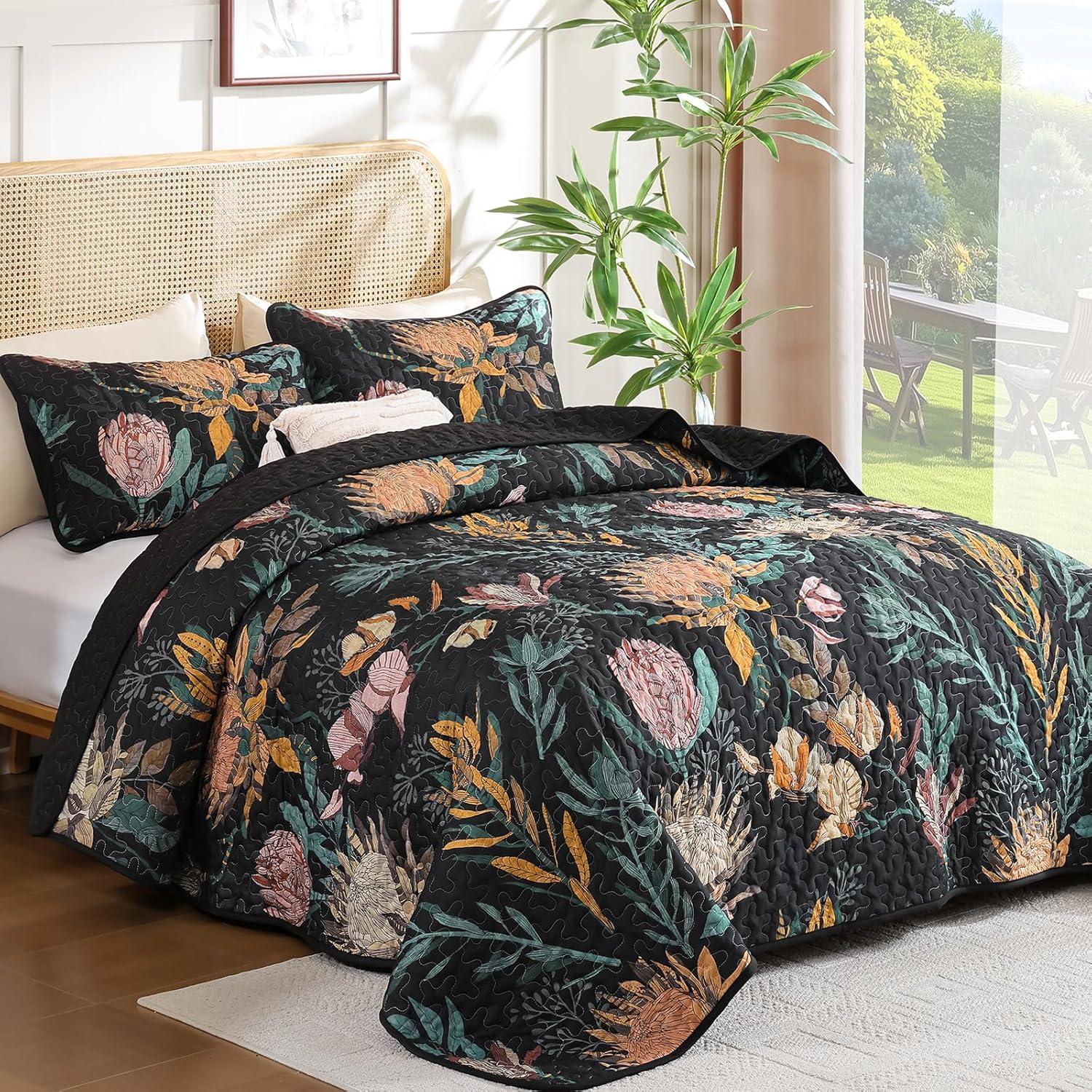 imageDintszyayue Quilt Queen Size Navy 3 Pieces Boho Floral Bedspread Bedding for Queen Size Bed Soft Lightweight Microfiber Coverlet Set for All Season Quilt with 2 PillowcasesBlack
