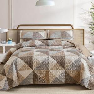 imageDintszyayue Navy Blue Quilt King Size 3 Pieces Patchwork Bedspread Bedding for King Size Bed Soft Lightweight Microfiber Geometric Coverlet Set for All Spring Quilt with 2 Pillowcases104 x90Dark Brown