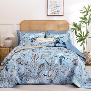 image:imageDintszyayue Quilt Queen Size Blue 3 Pieces Boho Floral Bedspread Bedding for Queen Size Bed Soft Lightweight Microfiber Coverlet Set for All Season Quilt with 2 PillowcasesBlue